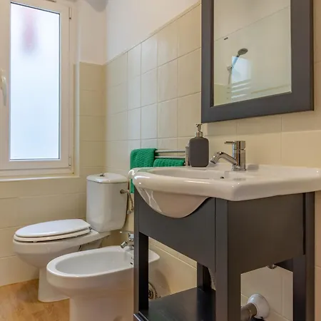 Ah La Creme De La Creme Vut6990as